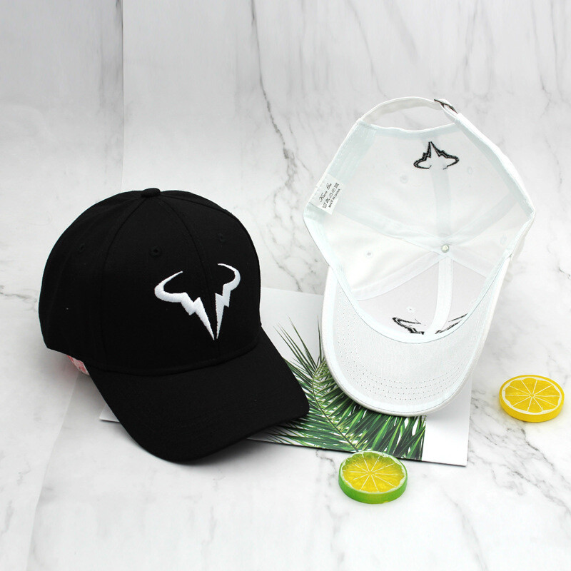 Népszerű sapka, Nadal baseball sapka, koreai változat, univerzális tehénfej hímzés, férfiak és nők, alkalmi napkalap