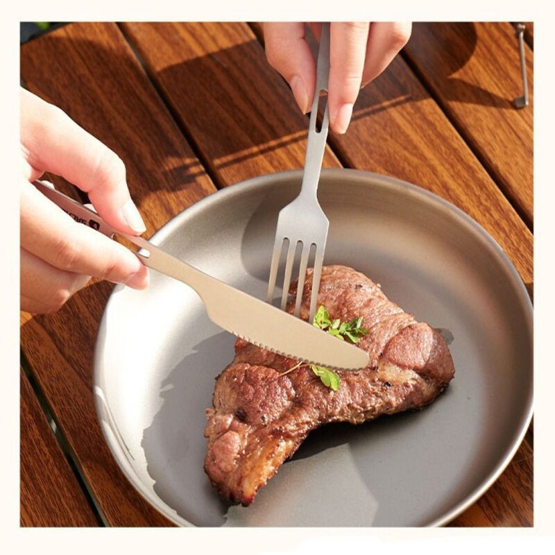 Prenosná titánová lyžica s dlhou rukoväťou, kempingové svetlo, titánový riad, príbory, vidlička, EDC environmentálne vonkajšie piknikové doplnky