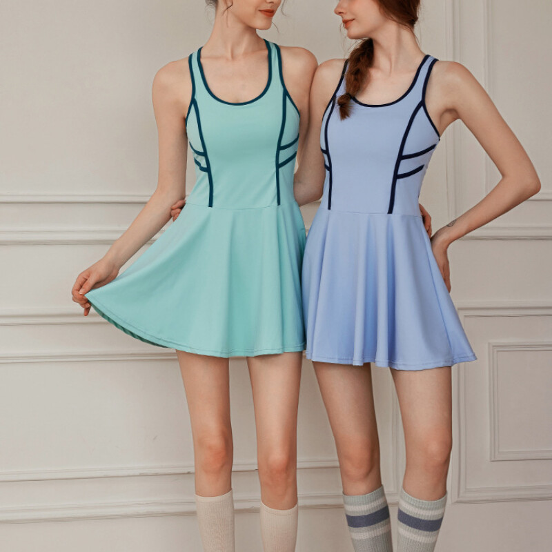 Dámske tenisové golfové šaty bez rukávov, úzke cvičebné fitness športové oblečenie, sukne na jogu, outdoorové bežecké minišaty s vypchávkou na hrudník a šortkami