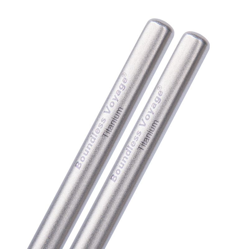 Beribės kelionės titano lazdelės Sulankstomos teleskopinės lauko stovyklavimo stalo reikmenys Sulankstomos lazdelės Bakteriostatiniai stalo įrankiai