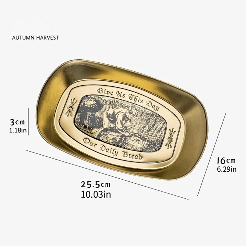 Vintage sült csirke, sült krumpli, edények, tányérok, leesésgátló szabadtéri kempingtányérok, edénytálcák, gyümölcstányérok