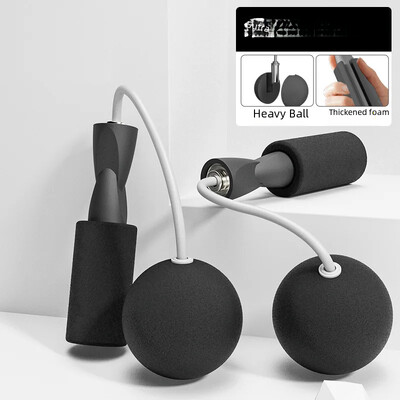 Du viename tylus riebalus deginantis fitneso šuolis su kamuoliu vidaus sportui su mažu kamuoliu sveriamas didelis šuolis