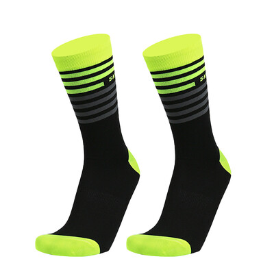 SKYKNIGHT Pruge za lijevo i desno stopalo Nosač za biciklističke čarape Sportska istrošiva biciklistička obuća za cestovne biciklističke čarape Čarape za trčanje