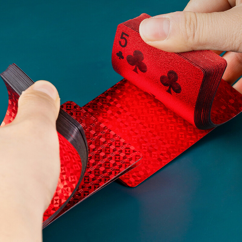 Crvene plastične karte za igranje PVC poker vodootporne perive Parker rustikalne zlatne kreativne zadebljane karte Year of the Dragon