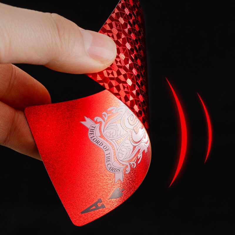 Crvene plastične karte za igranje PVC poker vodootporne perive Parker rustikalne zlatne kreativne zadebljane karte Year of the Dragon