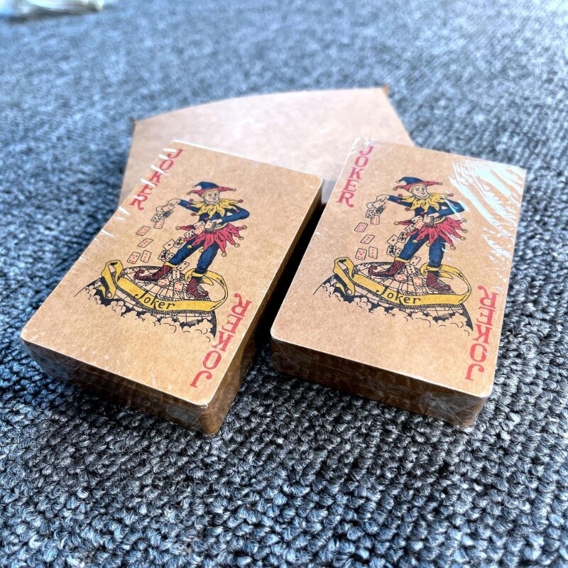 54 Cards Poker Papīra Izklaide Spēļu Kāršu Galda spēle Klasiskā raksta Klāja Kāršu Pokers Profesionālā Kāršu Klāte