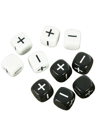 Fate Dice átlátszatlan fekete-fehér 10 DB 16 mm Társasjáték tartozékokhoz
