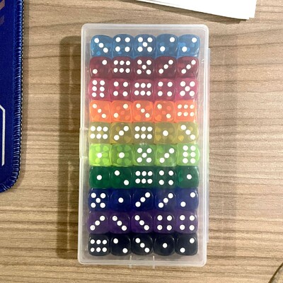 50PCS prozirne okrugle kockice u boji Set kockica u boji od 14 mm, zaslon za zabavu, prozirne kristalne kockice u boji