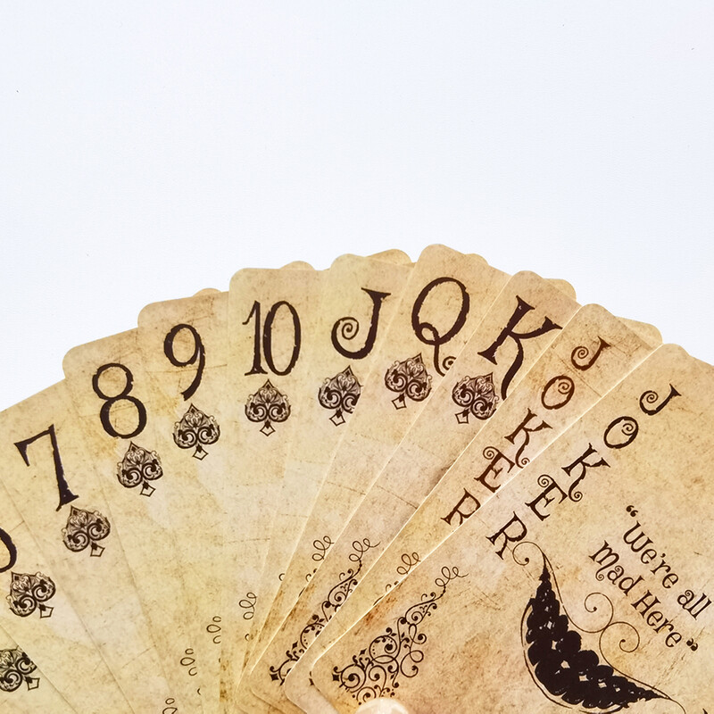 Karte za igranje u vintage stilu Alice in Game Poker Karte za igranje Špil Društvene igre Retro Poker Set Magic Card Novost Prisutni pokeri