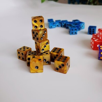 10pc/lot D6 kockica 6 lica kockica kockarnica stolna igra kockice četvrtastog ruba mramorne kockice s perlama D6 16mm igračke kockice za kasino