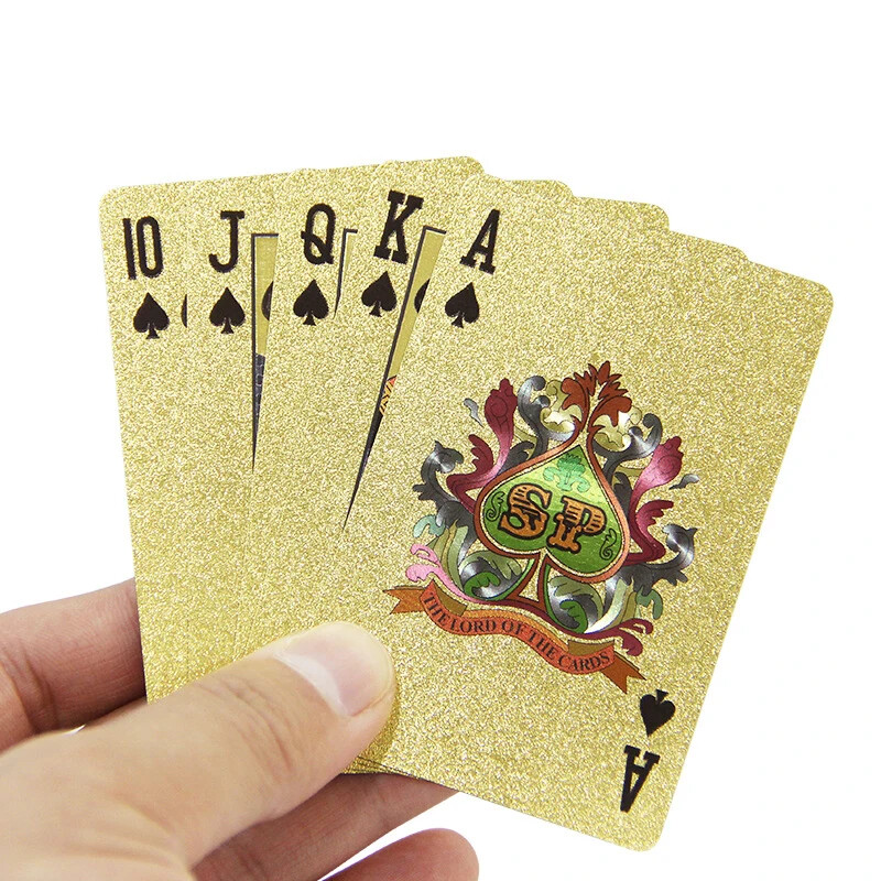 1 balíček čiernych plastových vodotesných pokrových kariet, zlaté strieborné hracie karty, domáce stolové hry, rodinné darčeky do domácnosti, hracie karty