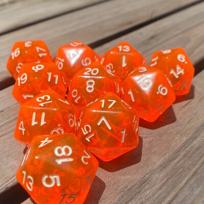 10 komada kockica s 20 lica DND kockica akrilnih D20 kompleta kockica prozirnih boja D20 stolnih kockica za igru