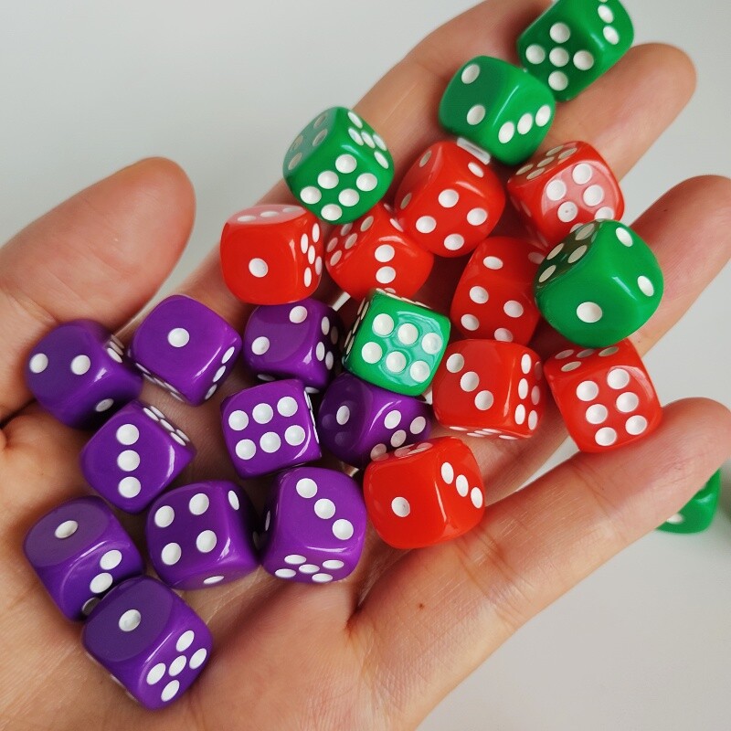 50PCS/Set Pure Color 12mm D6 kockaste kocke Bulk Dice Okrugli rub Akrilne kockice Uloga 6 lica za kockarnicu Društvena igra