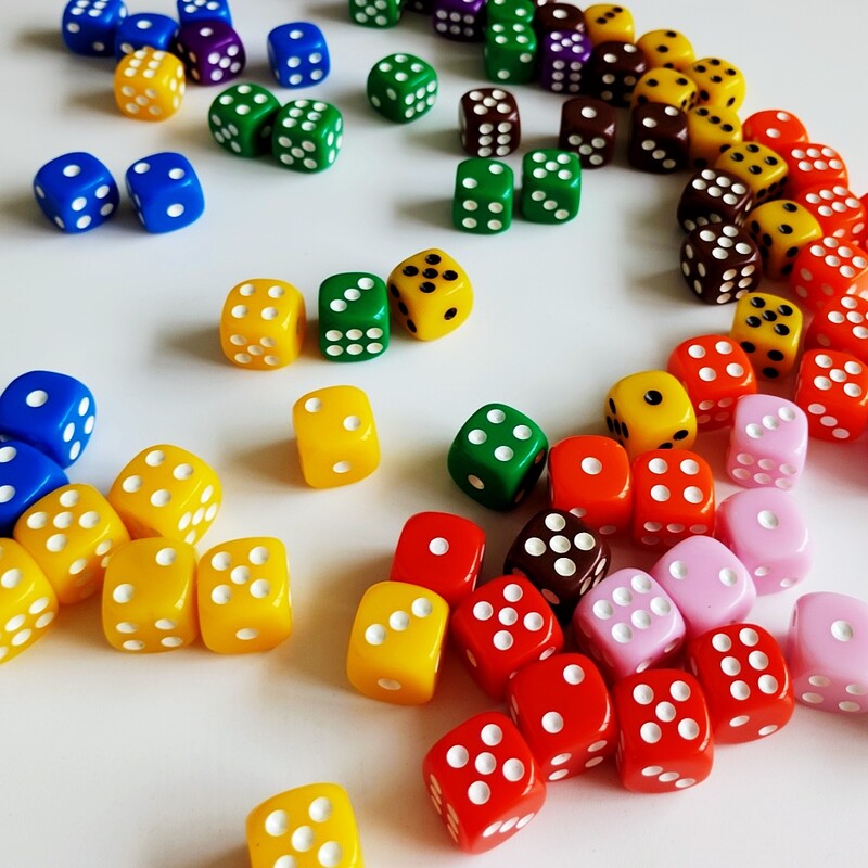 50PCS/Set Pure Color 12mm D6 kockaste kocke Bulk Dice Okrugli rub Akrilne kockice Uloga 6 lica za kockarnicu Društvena igra
