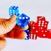 10 ks tekutých farebných štvorcových kociek, 6-stranná sada kociek D6, 6 tvárí, 16 mm kasínové kocky s ostrými hranami, kocky pre stolové hry v krčme