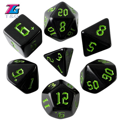 Sada polyedrických nepriehľadných kociek T&G Dice pre stolové hry DND