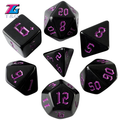 Sada polyedrických nepriehľadných kociek T&G Dice pre stolové hry DND