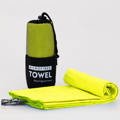 1 gab. Īpaši uzsūcošs mikrošķiedras dvielis sportam un āra aktivitātēm — kempings — ātri žūstošs, kompakts, viegls pludmales dvielis