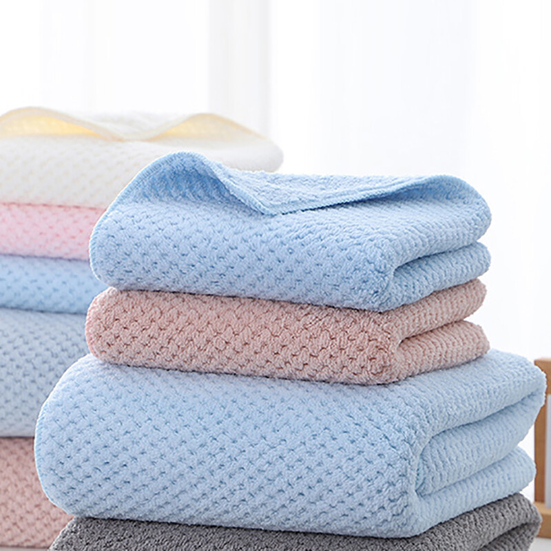 Podebljani ručnik za kupanje od koraljnog baršuna Snažno upijanje vode Ručnik za kupanje za odrasle Mekani afinitet Ručnik za kućanstvo koji se brzo suši