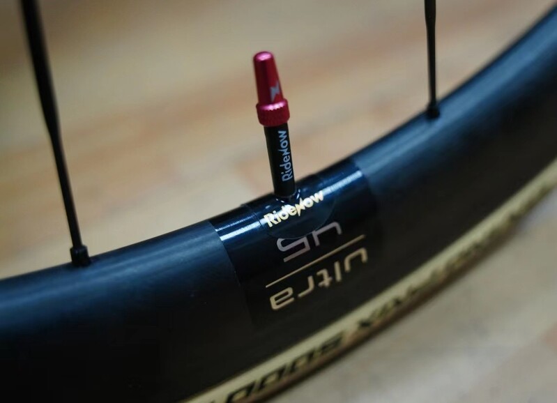 Ridenow Bicycle Presta Ventil Naljepnica za MTB cestovni šljunčani bicikl Naljepnica Ventil Zaštitna podloga od karbonskih vlakana Biciklistička cijev