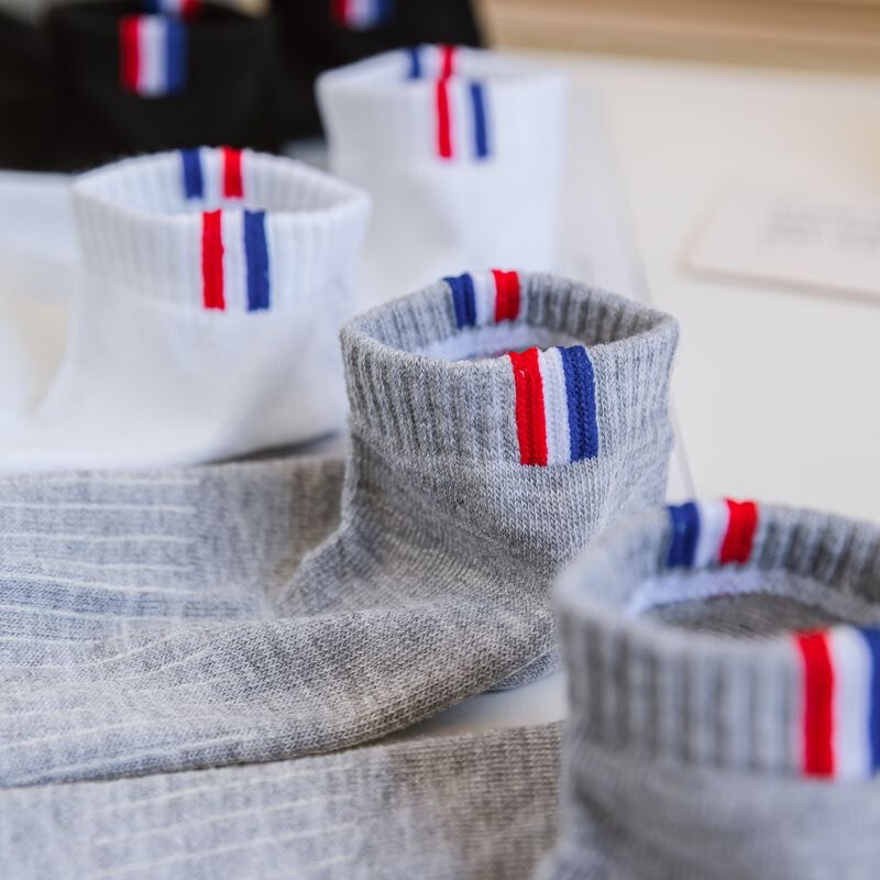 Ljetne tanke brodske čarape Muške ležerne čarape Prozračne čarape za kalibraciju koje upijaju znoj Crne poslovne sportske čarape za gležnjeve