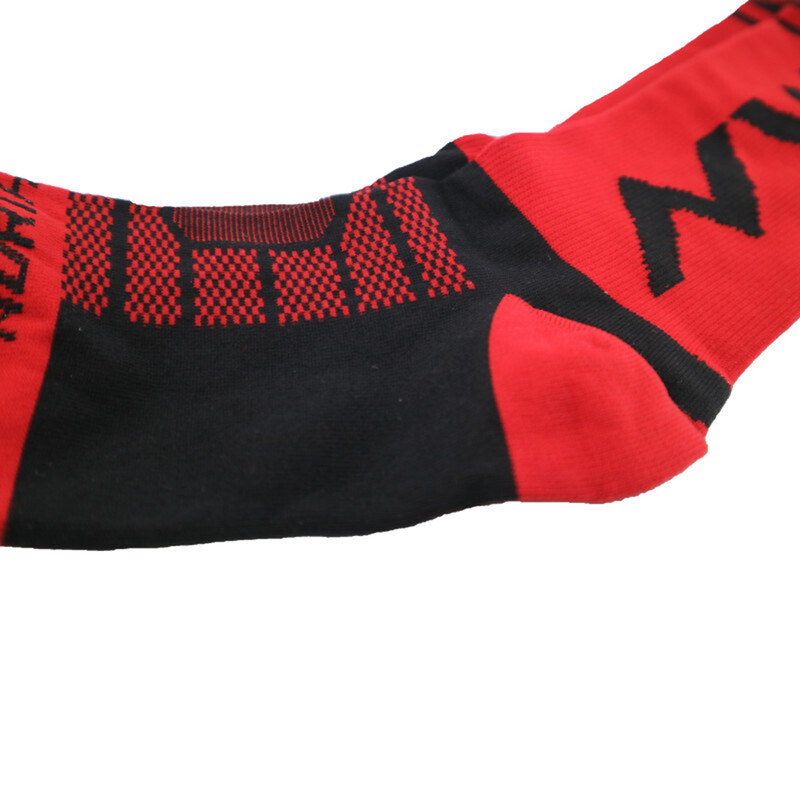 1 pora neslystančių WN lipnių futbolo kojinių, krepšinio kojinių, jogos kojinių, sportinių kojinių, lauko sportinių kojinių