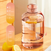 1.5L/2L Bpa Free Boca za vodu Boca za vodu od 1 galona Tritan vode velikog kapaciteta sa slamkom Čaša za bocu za piće