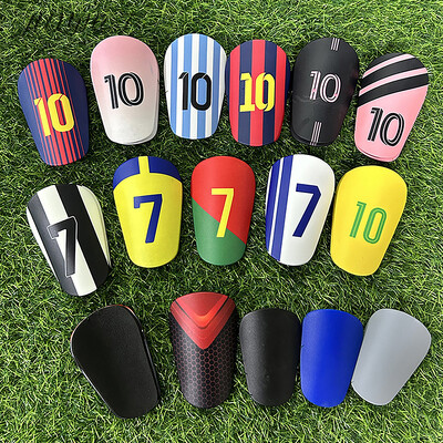 1 ζεύγος Mini Football ShinPad Leg Protector Ελαφρύ, ανθεκτικό στη φθορά, Απορρόφηση κραδασμών ποδοσφαίρου Προπόνηση Κόπας σανίδα ποδοσφαίρου τρόπαια ποδοσφαίρου