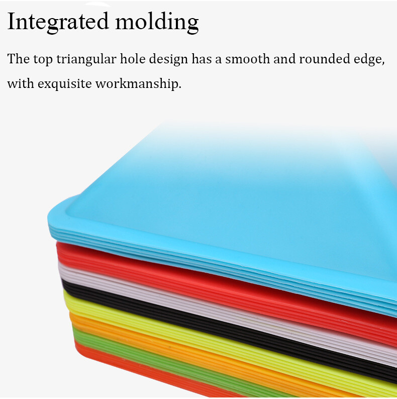 10 vnt. trikampio futbolo treniruočių diskai, futbolo judrumo treniruočių kūgiai, treniruočių aikštelės žymėjimo nešiojama įranga, skirta vaikams, suaugusiems