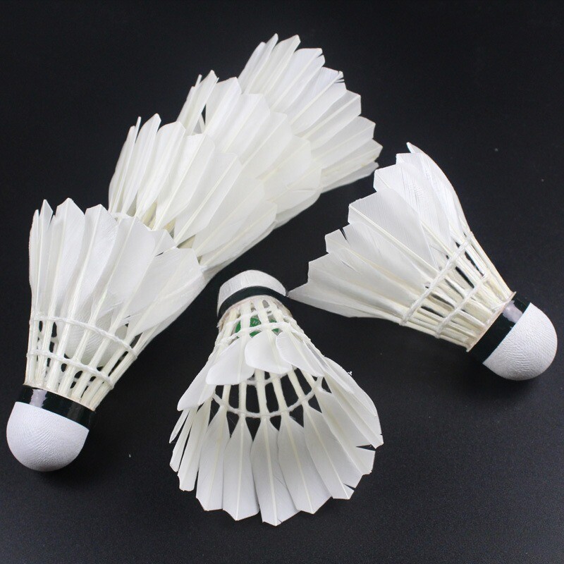 12 db Professzionális tollaslabda fehér libatoll tollaslabda istálló edző tollaslabda kültéri beltéri sport kiegészítők