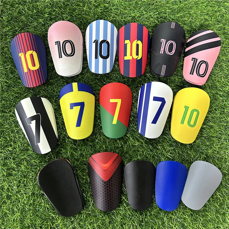 2бр. Футболни подложки за пищяли Защитно оборудване Предпазители за пищяли Мини предпазители за пищяли Футболни предпазители за пищяли за мъже, жени, деца, момчета, момичета