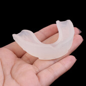 Sport Boks Grickalice Oralna zaštita za zube Proteze Silikonski štitnik za zube za odrasle Štitnik za zube Ortodontski aparatić Nogomet Košarka