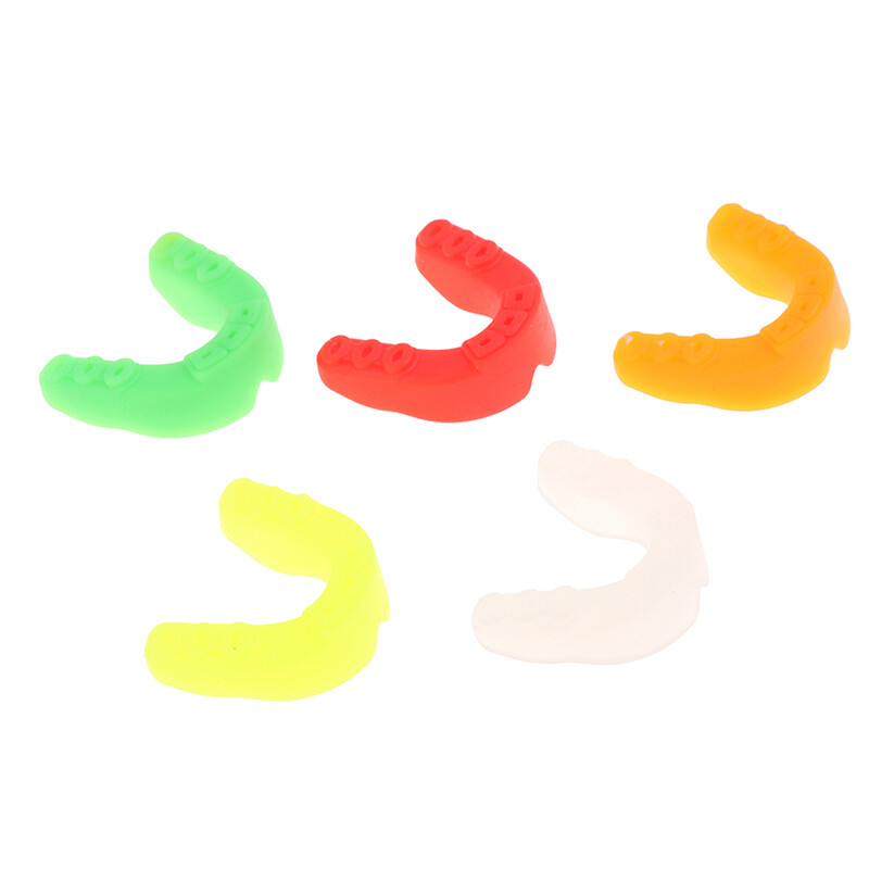 Sport Boks Grickalice Oralna zaštita za zube Proteze Silikonski štitnik za zube za odrasle Štitnik za zube Ortodontski aparatić Nogomet Košarka