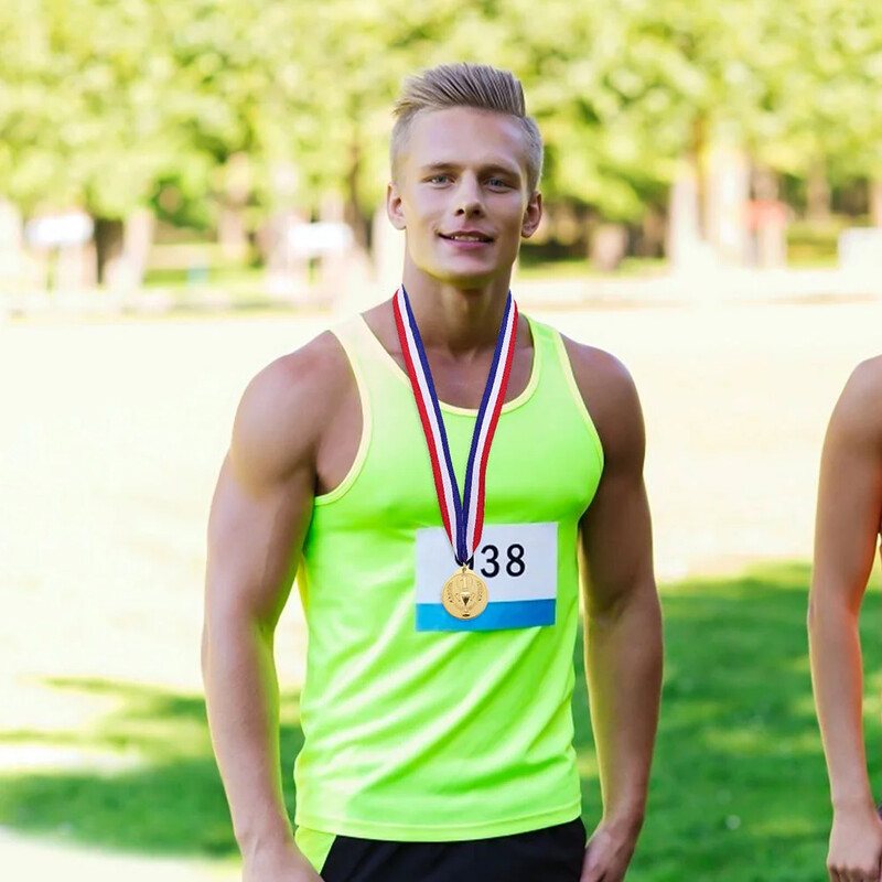 5 gab Uzvarētāju medaļas Zelta sudraba bronzas balva 1. 2. 3. balvas sacensībās Skolas futbola sporta sporta veidu uzvarētāju balva tiek pasniegta