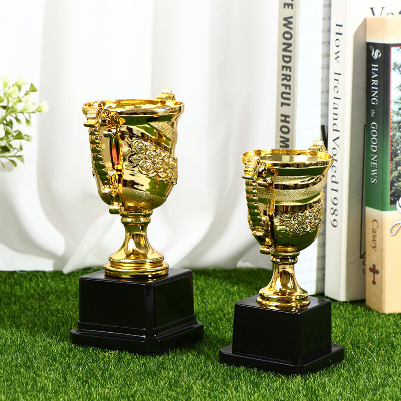 1PCNove zlatne nagrade Trofej Djeca Školske zabave Nagradni pribor Proslave Darovi S/M/L