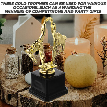 Taekwondo Trophy Decor Μαζική παιδική έπαθλα Επάγγελμα πάρτι Τελετή διαγωνισμού Κύπελλο Πλαστική πολεμική κίνηση Παιδικό ποδόσφαιρο