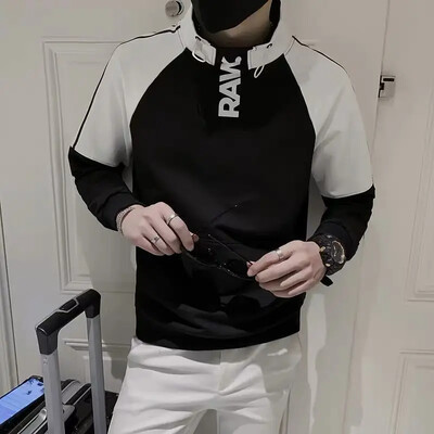 Moderna sportska košulja s džepnim slovima i otisnutim ovratnikom za mušku široku ležernu sportsku košulju u korejskom stilu za jesen 2024.