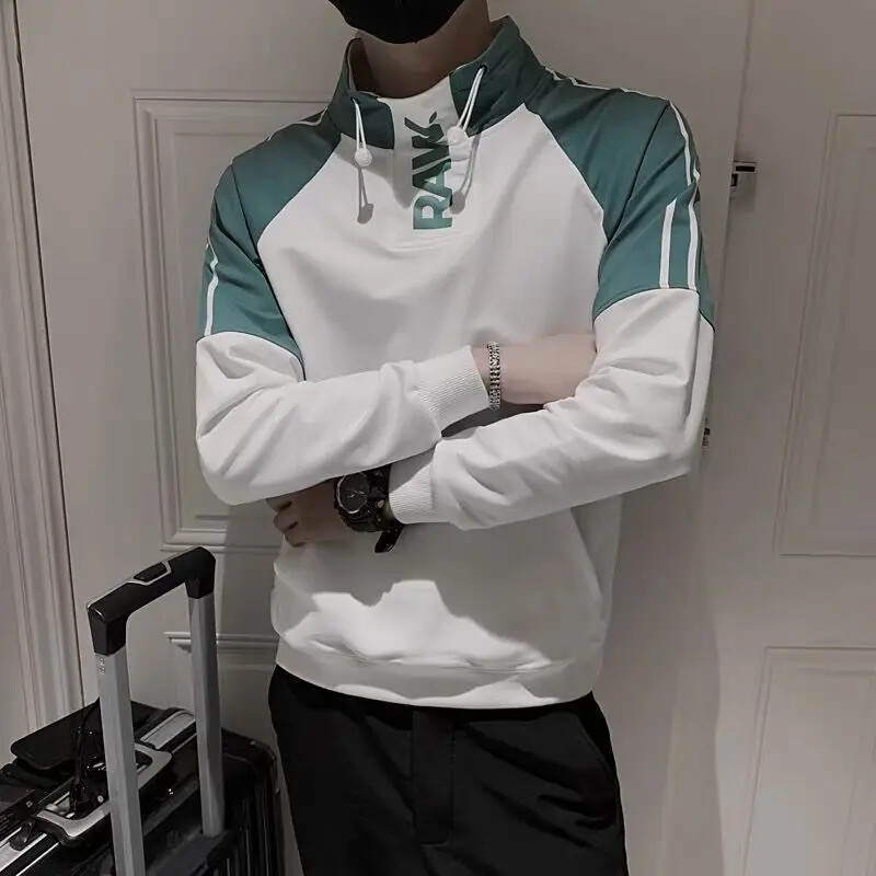 Moderna sportska košulja s džepnim slovima i otisnutim ovratnikom za mušku široku ležernu sportsku košulju u korejskom stilu za jesen 2024.