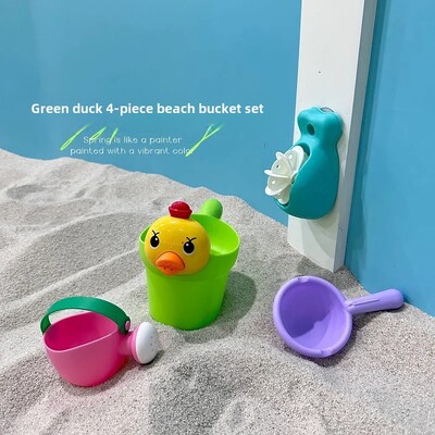 Dječji set igračaka za plažu s alatima za kopanje pijeska i alatima za igranje u vodi. Kompletna veleprodaja, mala dječja kanta za plažu i lopata