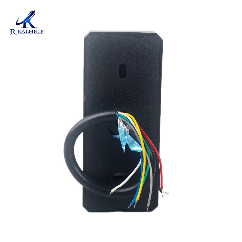 Augstas kvalitātes mini piekļuves kontroles karšu lasītājs 13,56 MHZ Wiegand interfeiss, ūdensizturīgs dizains. Darbs lietus laikā, āra darbība