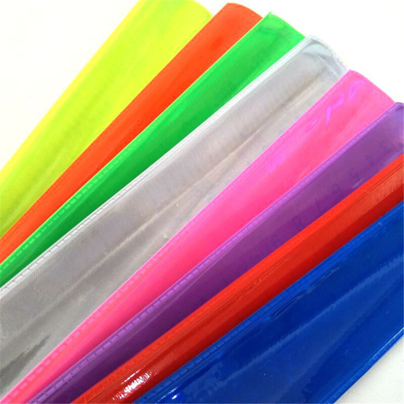 Világító fényvisszaverő csuklópántok kar boka láb pánt biztonsági pántok Éjszakai futás karszalagok Éjszakai futás gyaloglás figyelmeztető szalag