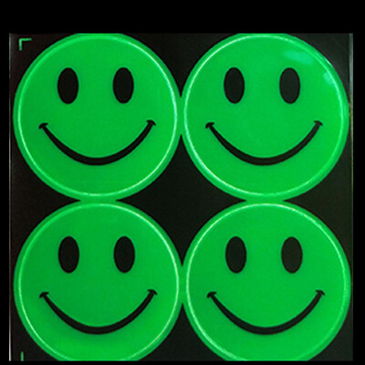 Armas naeratava näoga helkurkleebis Multifilmi koolikott Jalgratta mootorratta tõukeratta kleebis liiklusohutuse tagamiseks