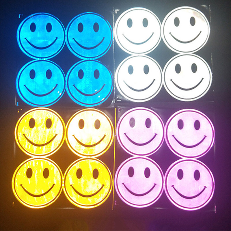 Armas naeratava näoga helkurkleebis Multifilmi koolikott Jalgratta mootorratta tõukeratta kleebis liiklusohutuse tagamiseks