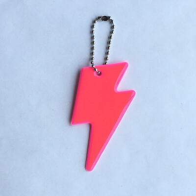 Трафик Рефлектор Безопасност Мигаща Светкавица Светлоотразителна висулка Болт Ключодържател Ключодържател За Спорт на открито през нощта Предупреждение за безопасност