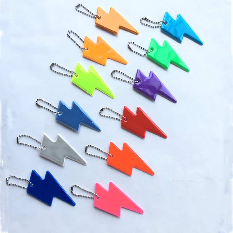 Трафик Рефлектор Безопасност Мигаща Светкавица Светлоотразителна висулка Болт Ключодържател Ключодържател За Спорт на открито през нощта Предупреждение за безопасност