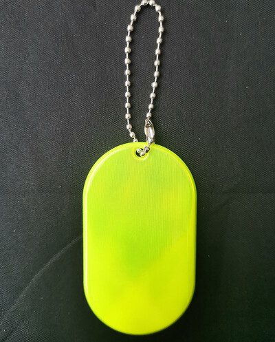 Liiklusohutus Peegeldav ripatsiga võtmehoidja võtmehoidja välispordiks öösel Ohutuse hoiatus