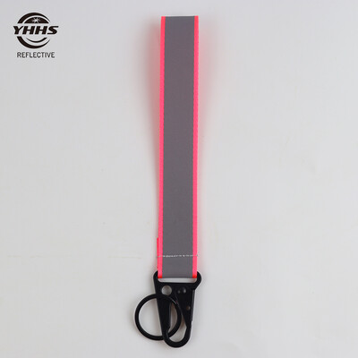 Hästi nähtavad võtmehoidjad, värvilised peegeldavad võtmehoidjad Jalgrattavarustus lastekoti jaoks Ohutusripats Aksessuaarid Ööjooks