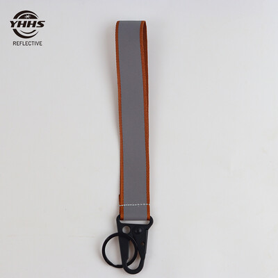 Hästi nähtavad võtmehoidjad, värvilised peegeldavad võtmehoidjad Jalgrattavarustus lastekoti jaoks Ohutusripats Aksessuaarid Ööjooks