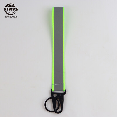 Hästi nähtavad võtmehoidjad, värvilised peegeldavad võtmehoidjad Jalgrattavarustus lastekoti jaoks Ohutusripats Aksessuaarid Ööjooks