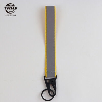 Hästi nähtavad võtmehoidjad, värvilised peegeldavad võtmehoidjad Jalgrattavarustus lastekoti jaoks Ohutusripats Aksessuaarid Ööjooks